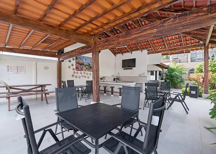 With Pool, Gated Playas Del Getaway *